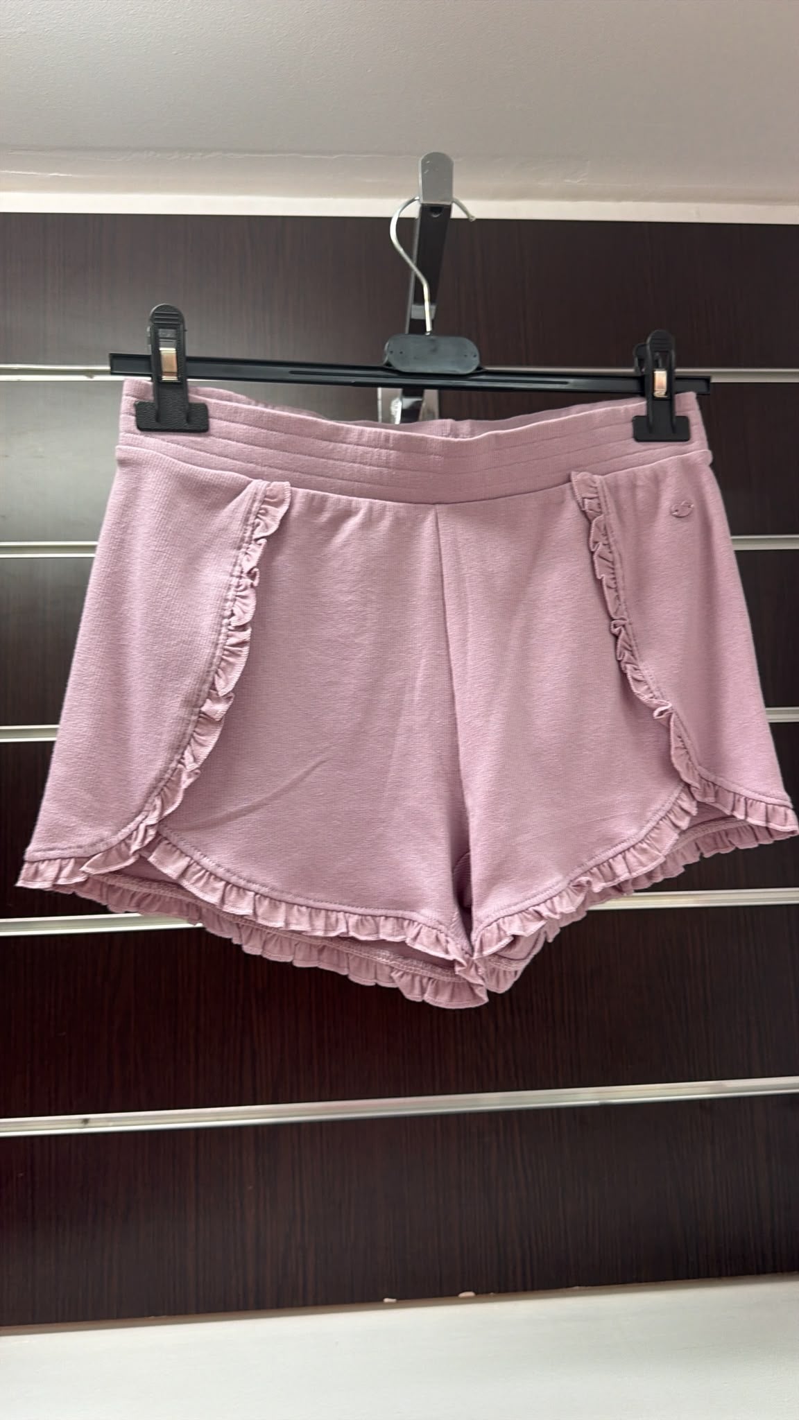 Short niña Losan malva con volantes — fotografía del producto