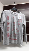 Camiseta juvenil gris de manga larga Not Perfect — fotografía del producto
