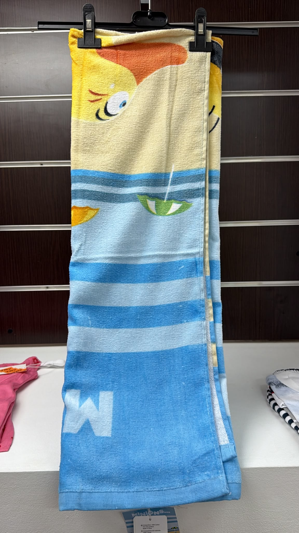 Toalla de playa infantil Minions — fotografía del producto