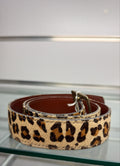 Cinturón animal print leopardo — fotografía del producto