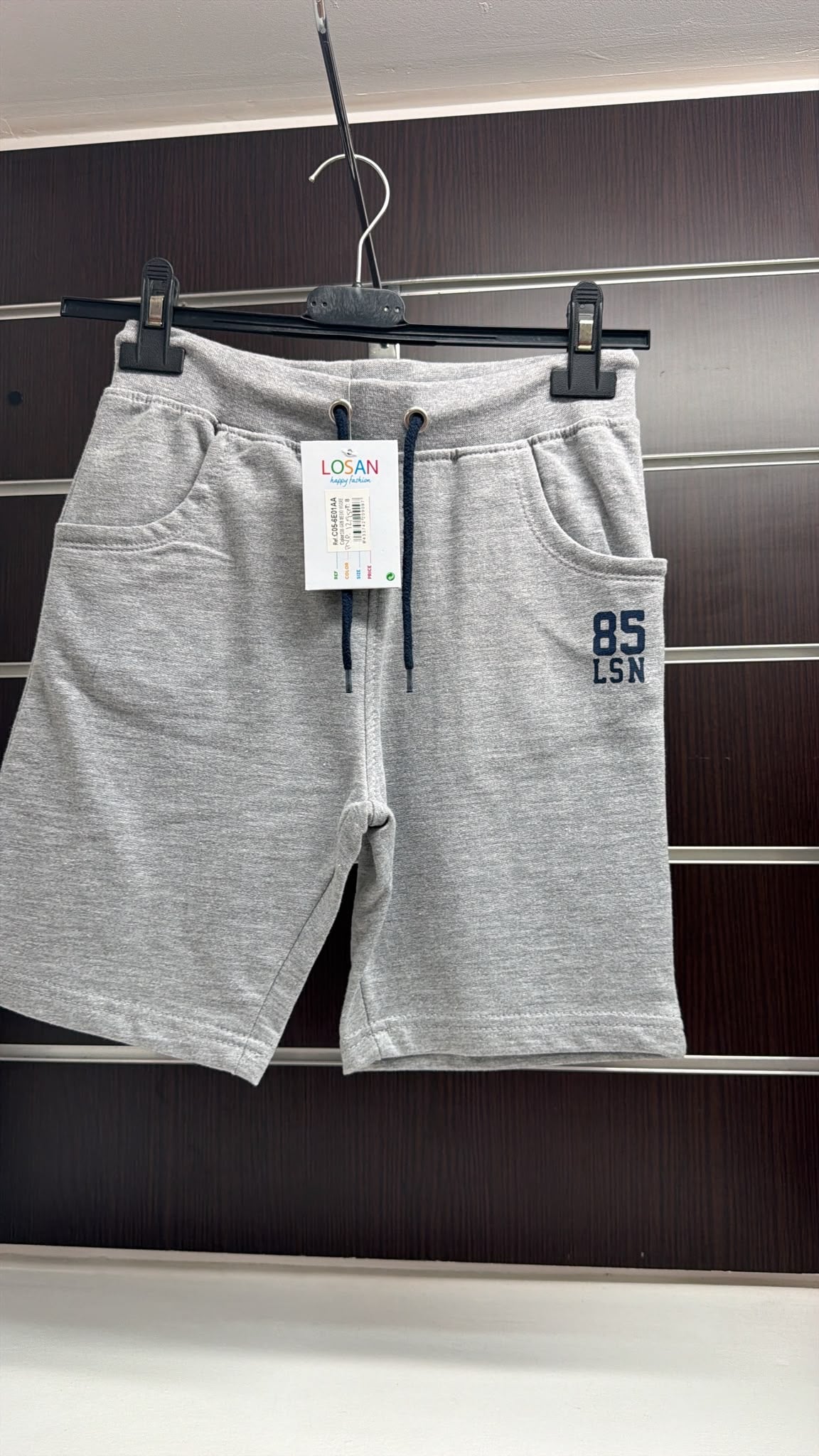 Bermuda niño Losan gris con bolsillos 85 LSN — fotografía del producto