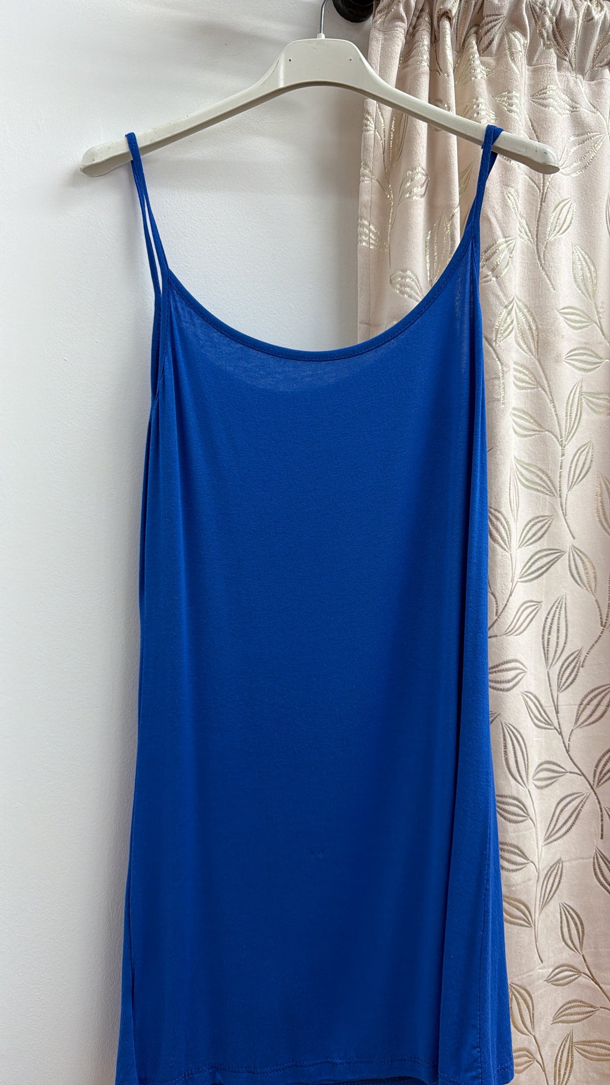 Camiseta de tirantes azul — fotografía del producto
