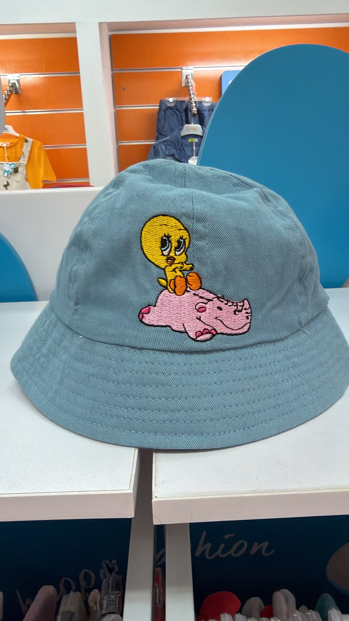 Gorro pescador infantil Piolín — fotografía del producto