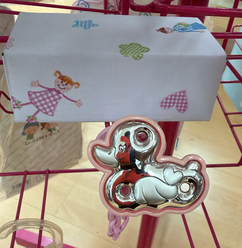 Caja guardachupete + cadena cigüeña rosa — fotografía del producto