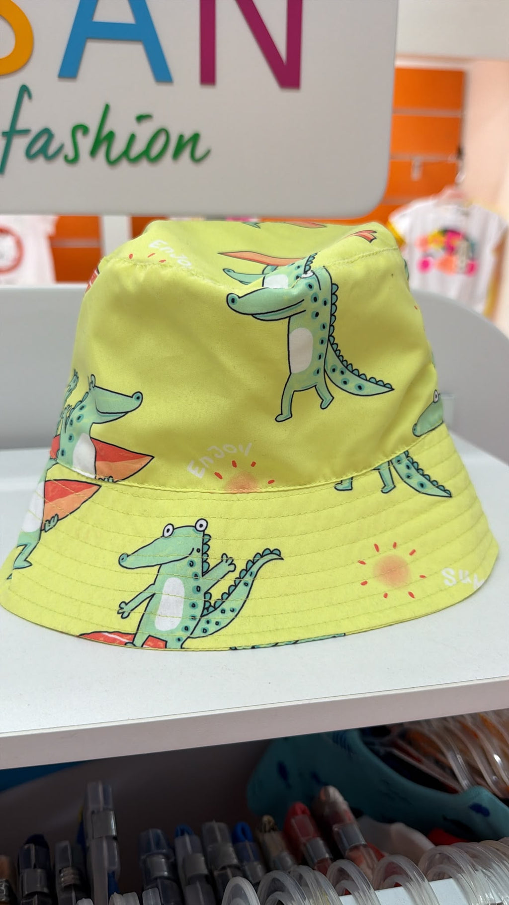 Gorro pescador infantil Cocodrilos — fotografía del producto