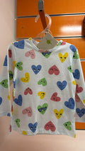 Camiseta bebé Losan con corazones multicolor — fotografía del producto