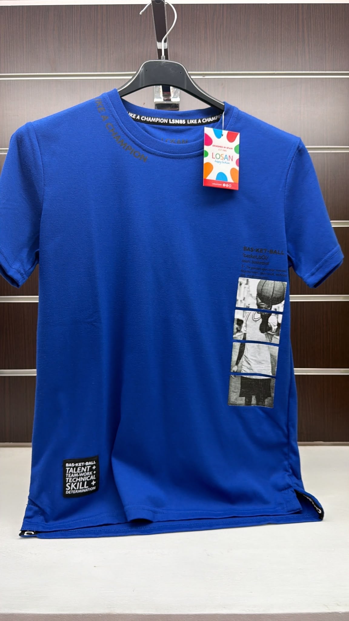 Camiseta juvenil Losan azul Basketball — fotografía del producto