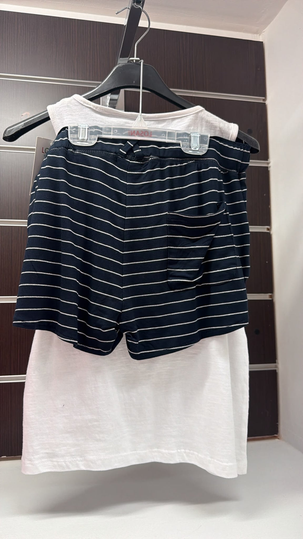 Conjunto juvenil Losan Magic Star camiseta y pantalón corto — fotografía del producto