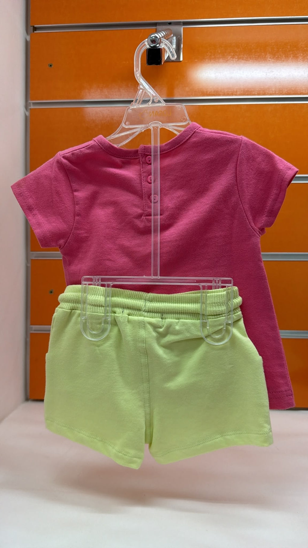 Conjunto bebé Losan tortuga rosa y verde — fotografía del producto