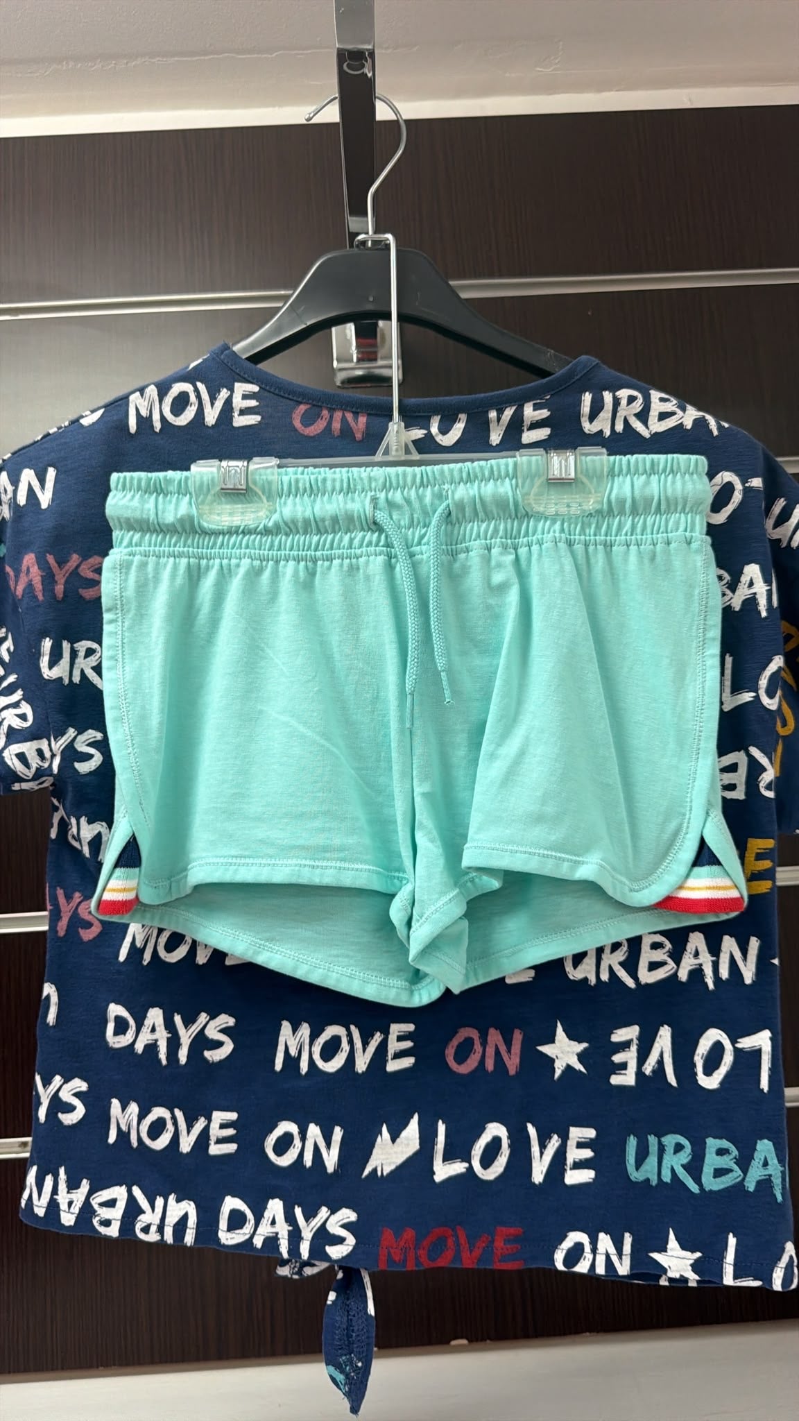 Conjunto niña Losan Urban azul marino y turquesa — fotografía del producto