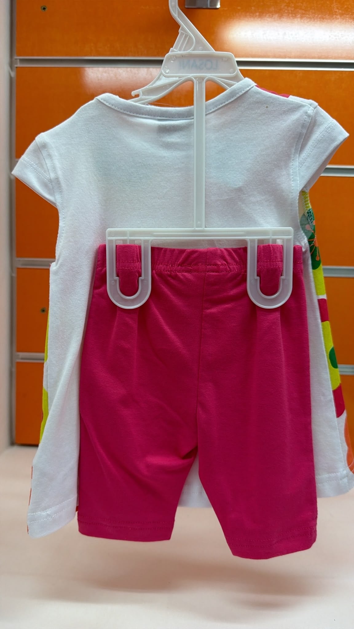 Conjunto bebé niña Happy Garden con pantalón fucsia — fotografía del producto
