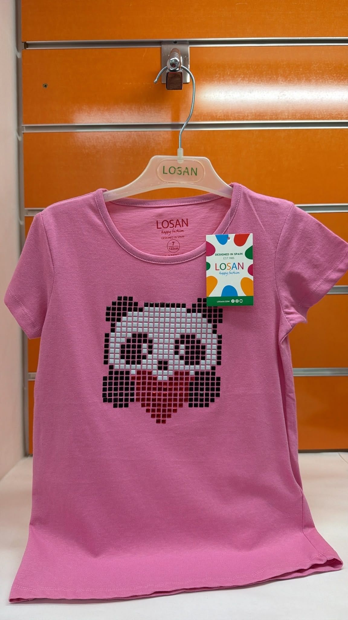 Camiseta niña Losan con animal de mosaico — fotografía del producto