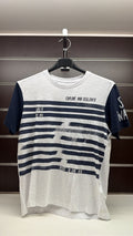 Camiseta juvenil Losan blanca y azul Explore and Discover — fotografía del producto