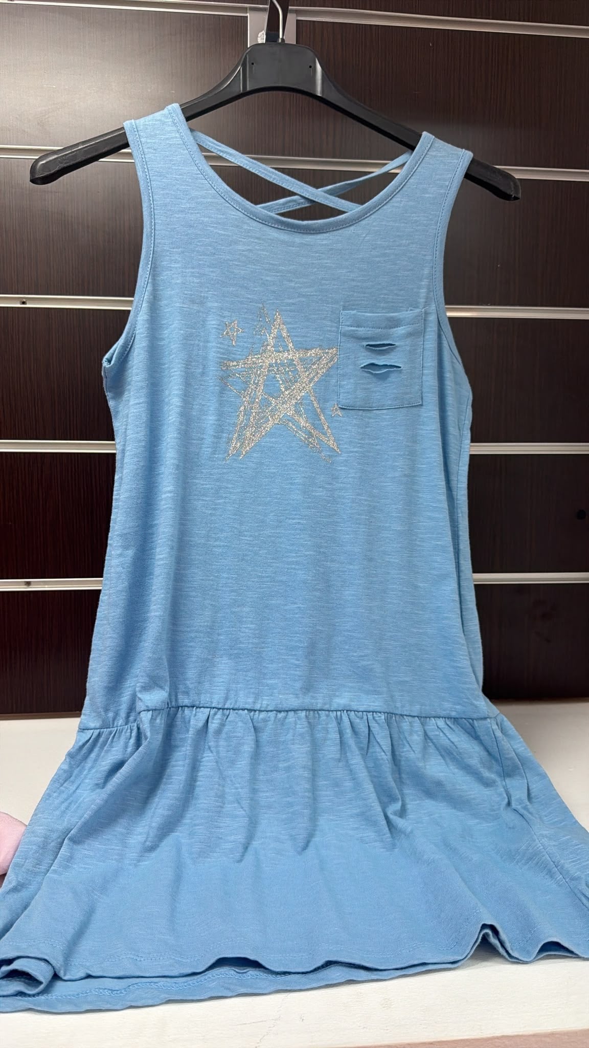 Vestido niña Losan azul con estrella brillante — fotografía del producto