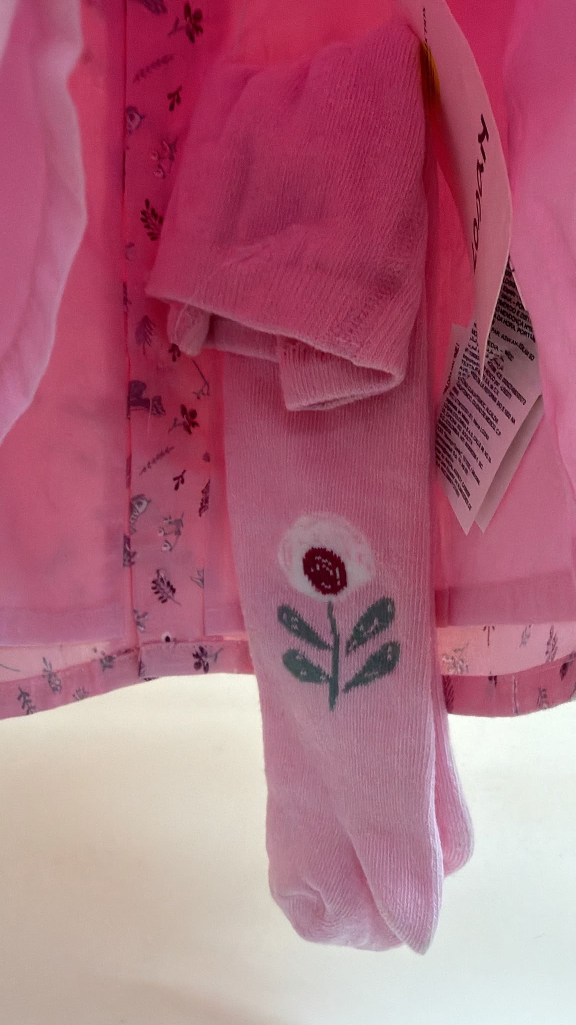 Conjunto bebé Losan vestido rosa estampado con leotardos — fotografía del producto
