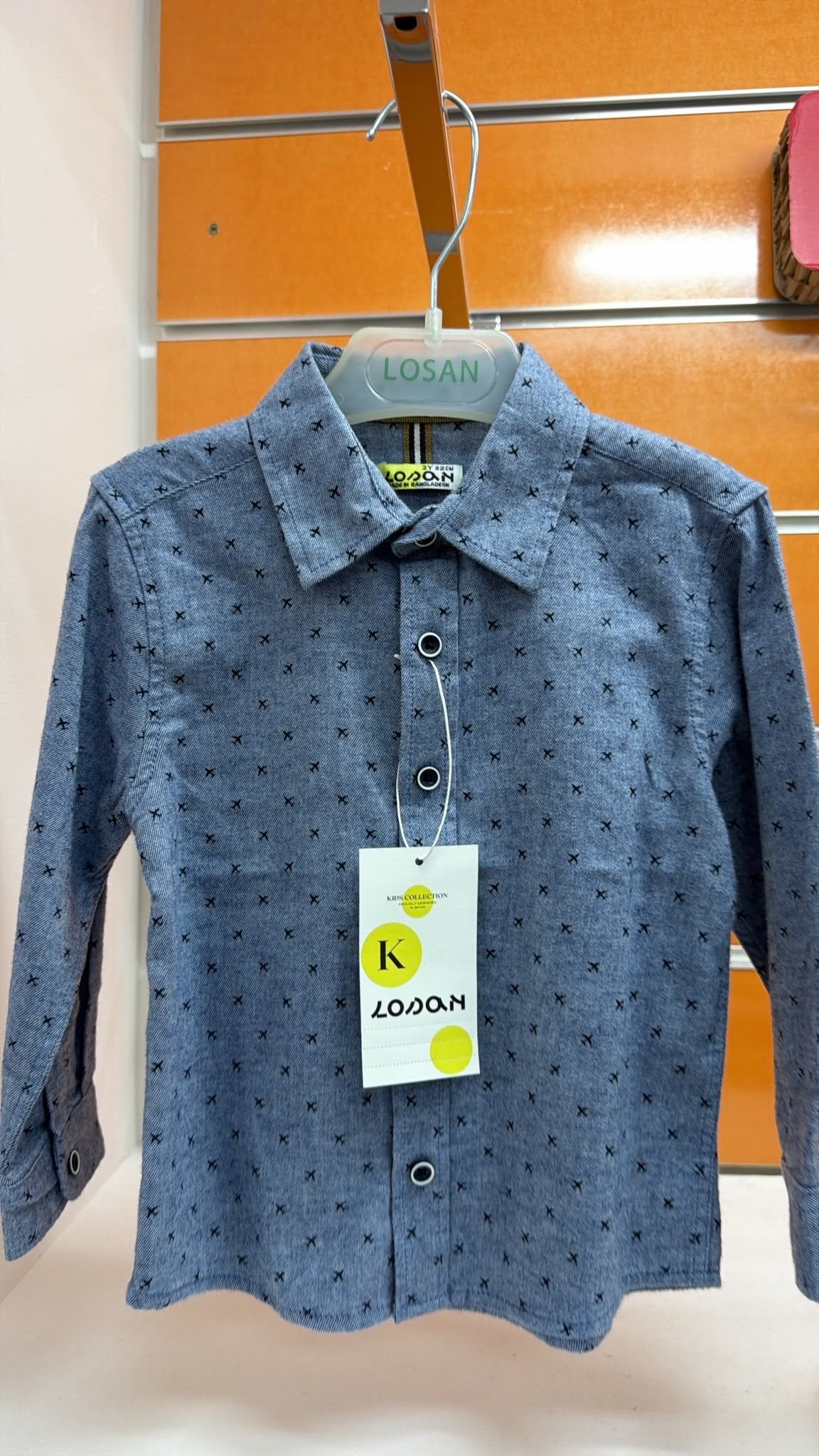 Camisa niño Losan azul con estampado — fotografía del producto