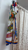 Pañuelo estampado cadenas multicolor — fotografía del producto