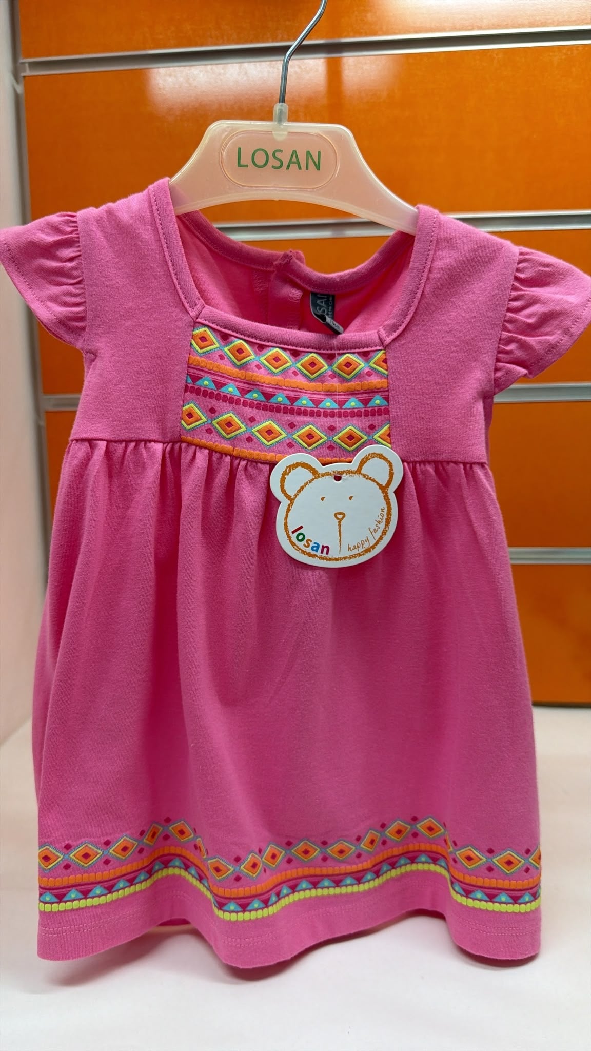 Vestido bebé niña Losan rosa con estampado geométrico — fotografía del producto