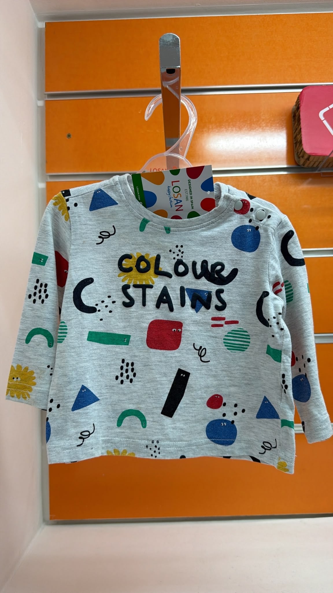 Camiseta bebé Losan gris estampado Colour Stains — fotografía del producto