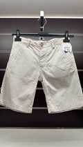 Bermuda niño Losan de rayas beige y blancas — fotografía del producto