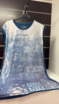 Vestido juvenil Losan azul estampado urbano — fotografía del producto