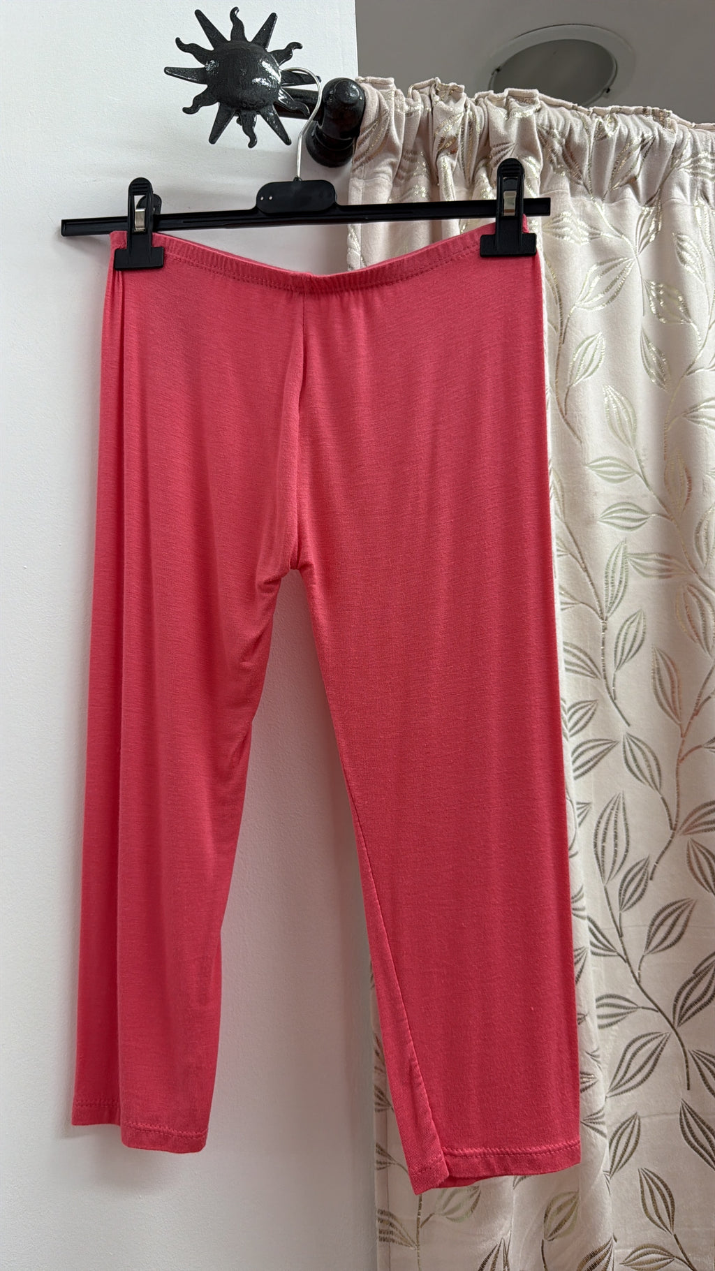 Pantalón pirata elástico — fotografía del producto