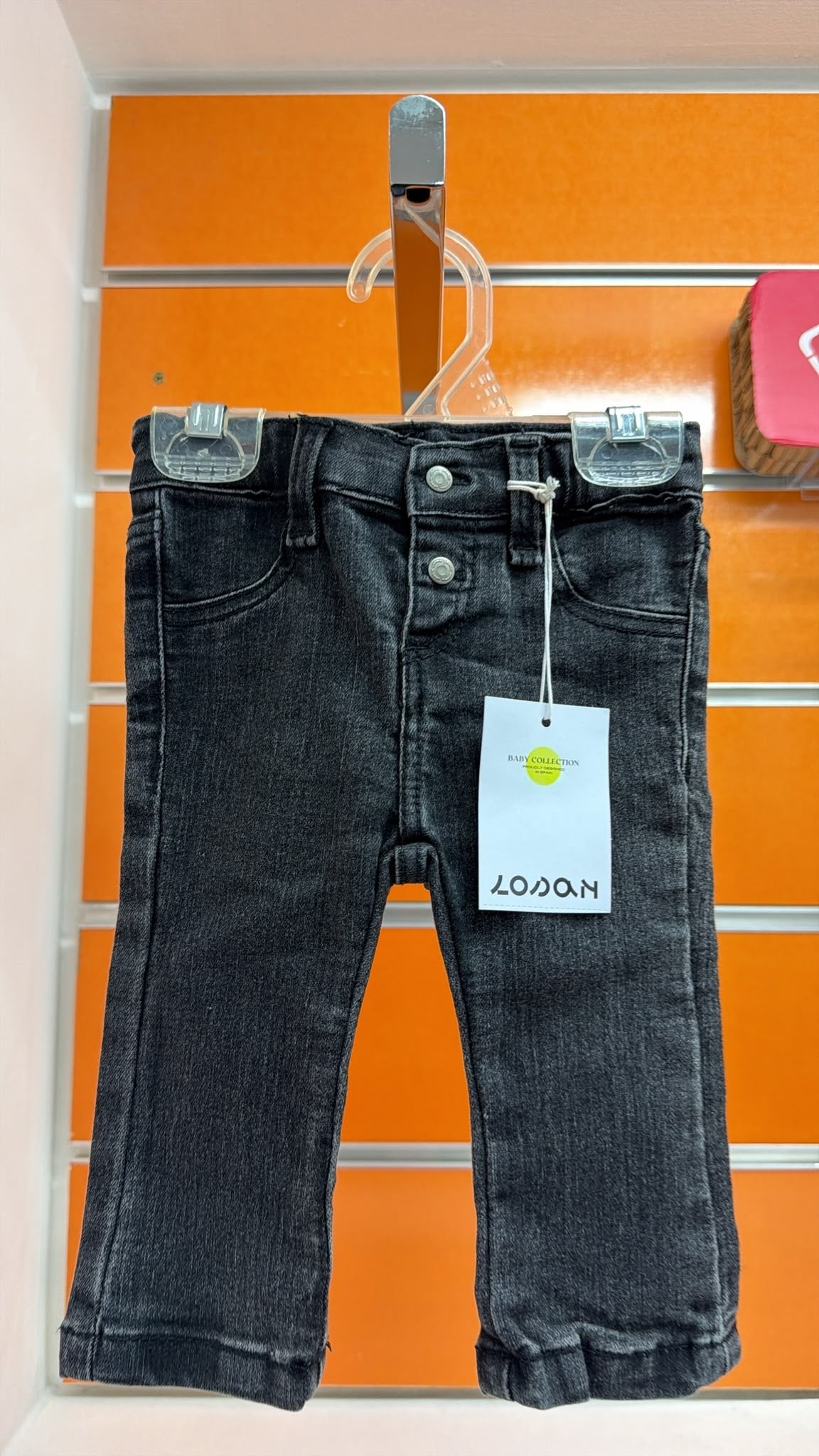 Pantalón vaquero bebé Losan gris — fotografía del producto