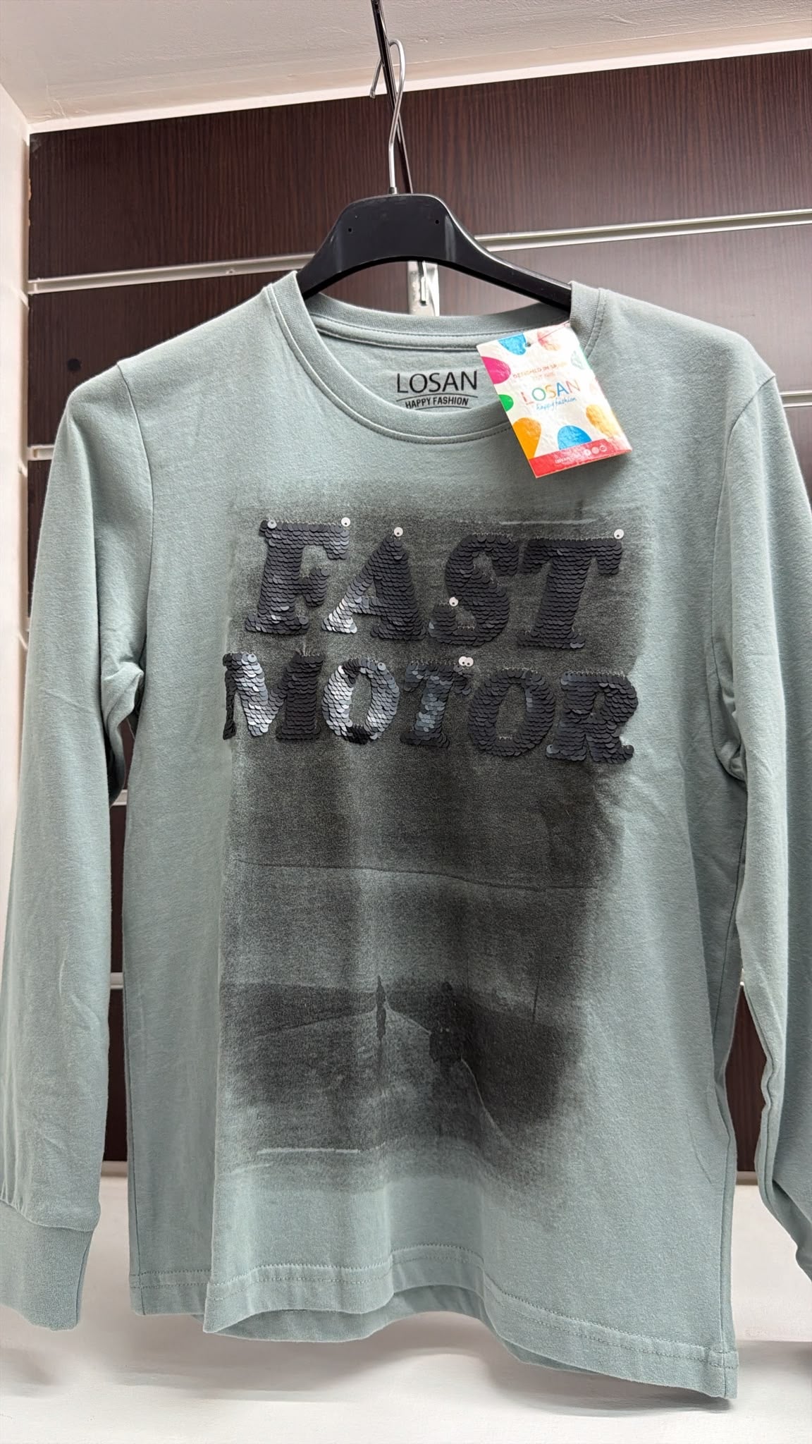 Camiseta juvenil verde agua de manga larga Fast Motor — fotografía del producto