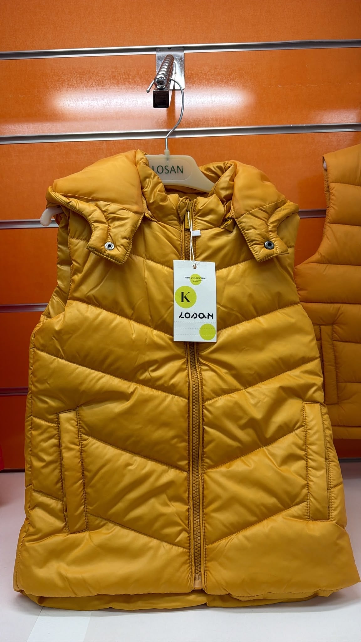 Chaleco acolchado niña Losan Basic Line — fotografía del producto