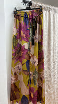 Pantalón palazzo estampado floral multicolor — fotografía del producto