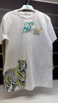 Conjunto niño Street Monkey camiseta de tigre y bermuda verde — fotografía del producto