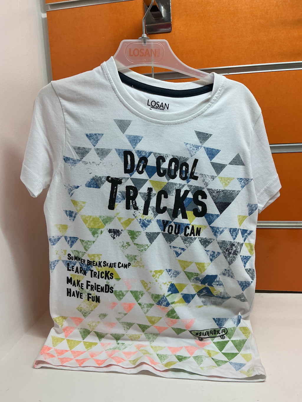 Conjunto infantil Losan camiseta skate y bermuda azul — fotografía del producto