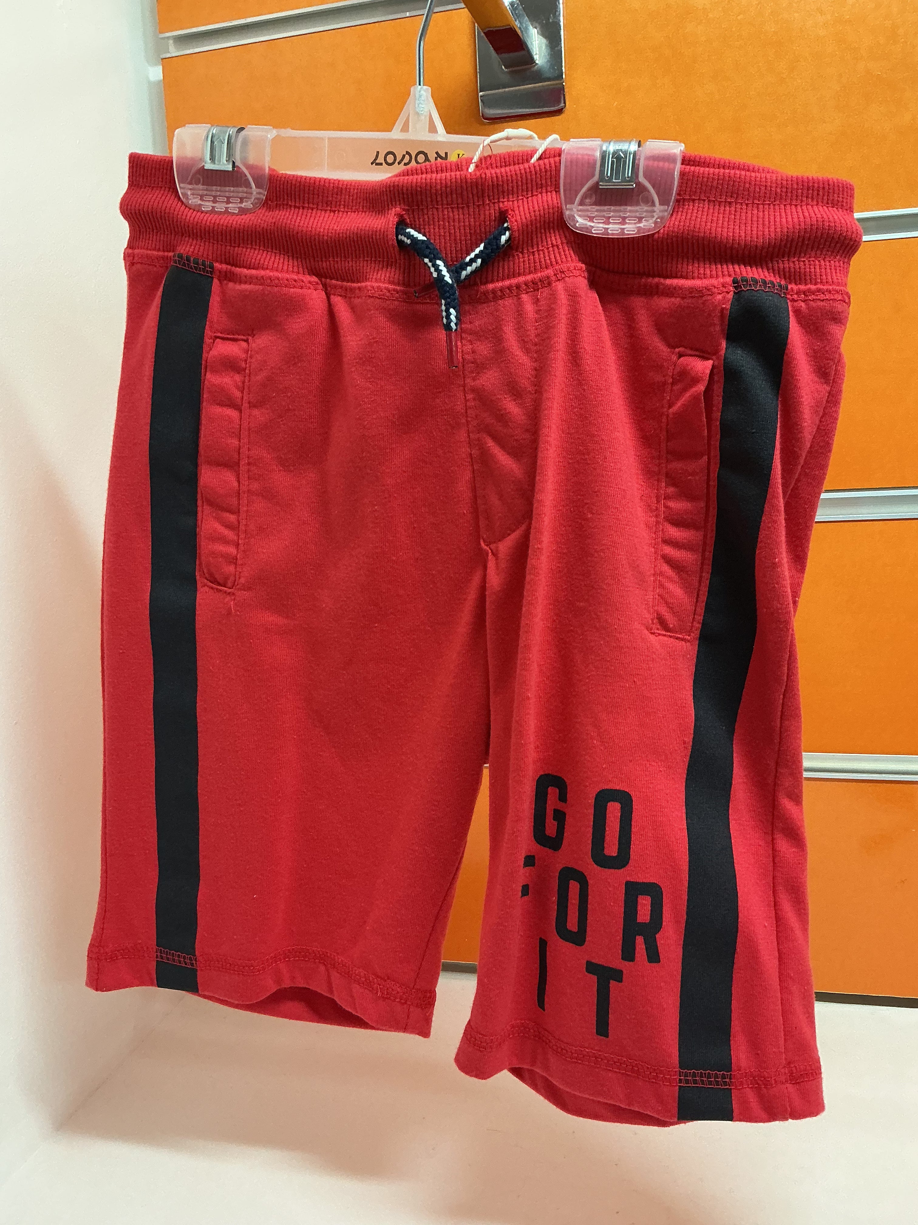 Bermuda infantil Losan roja “Go For It” — fotografía del producto