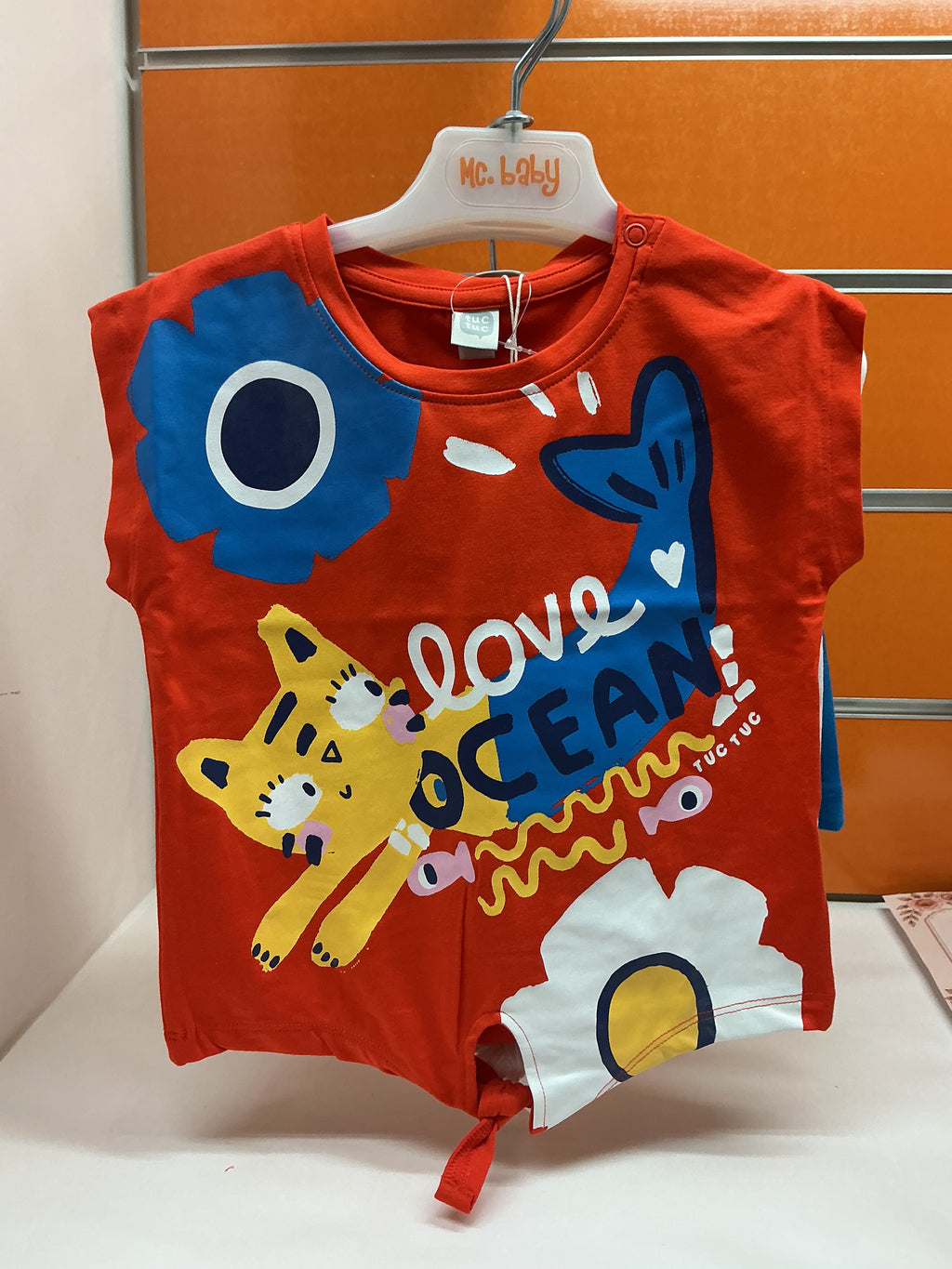 Conjunto niña Tuc Tuc camiseta Love Ocean y short azul — fotografía del producto