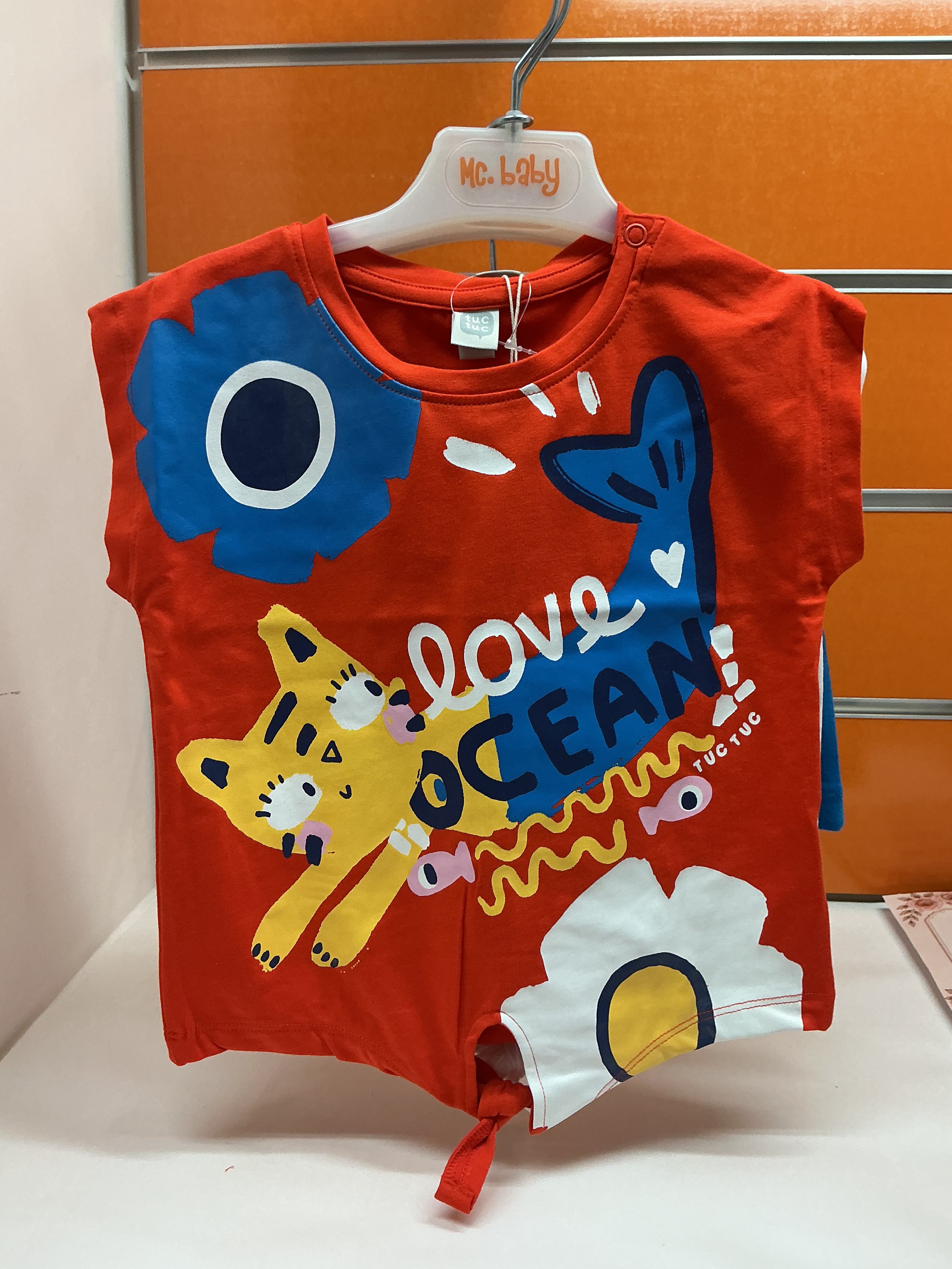 Conjunto niña Tuc Tuc camiseta Love Ocean y short azul — fotografía del producto