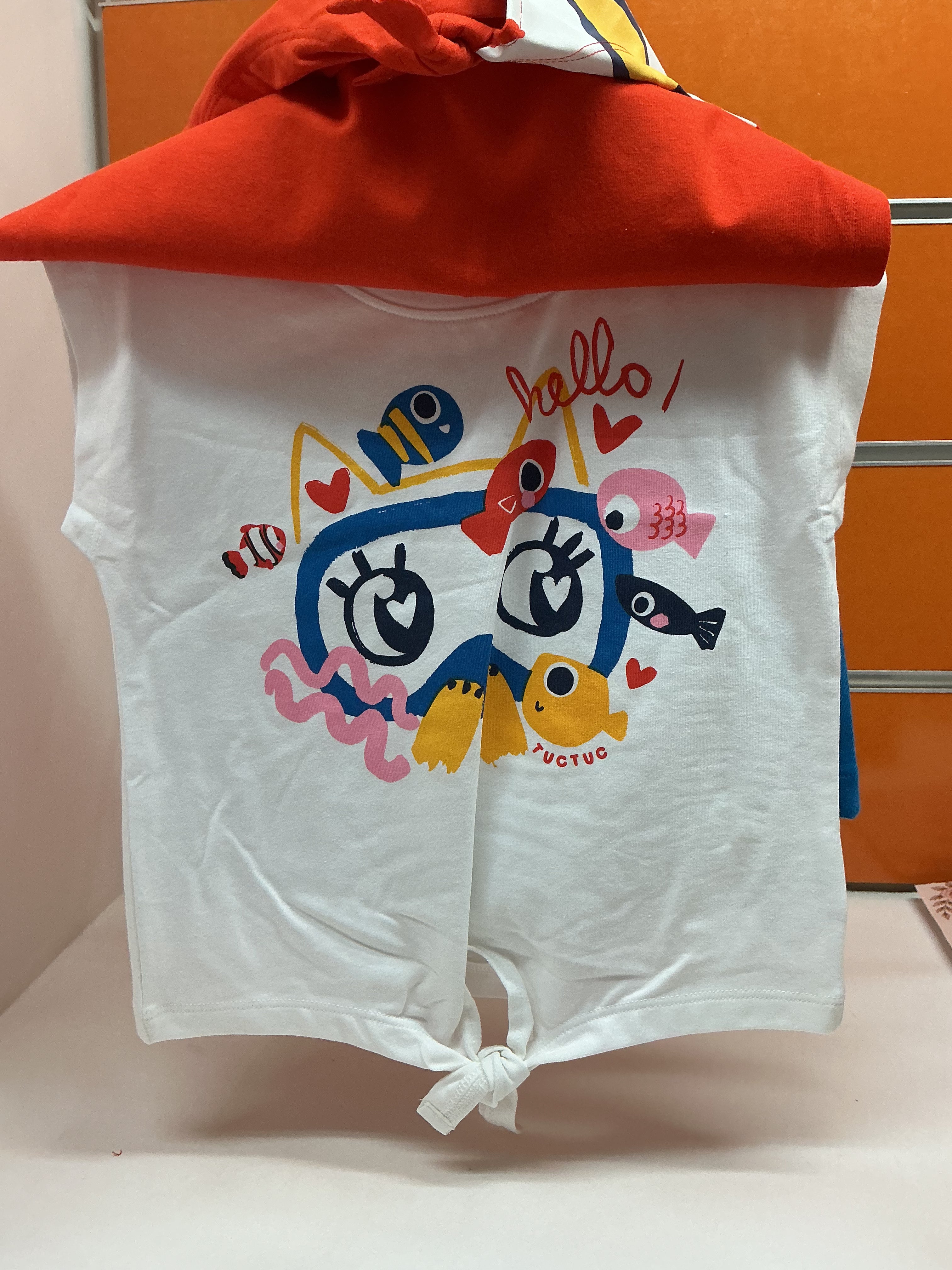 Conjunto niña Tuc Tuc camiseta Love Ocean y short azul — fotografía del producto