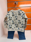 Conjunto bebé Babybol crudo con estampado de gatos y pantalón azul