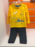 Conjunto bebé Losan amarillo con camiseta de barco y pantalón oscuro