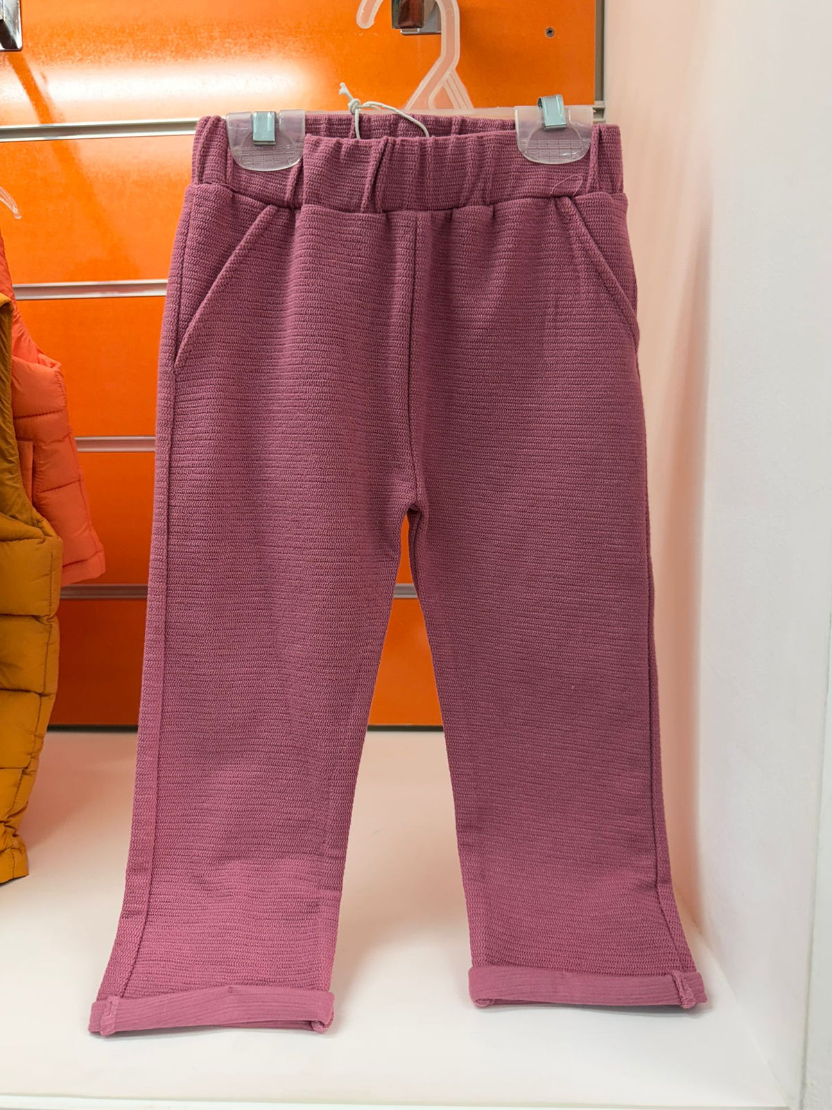 Pantalón rosa oscuro para bebé Losan talla 18 a 24 meses