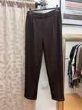 Pantalón de mujer marrón oscuro de corte recto