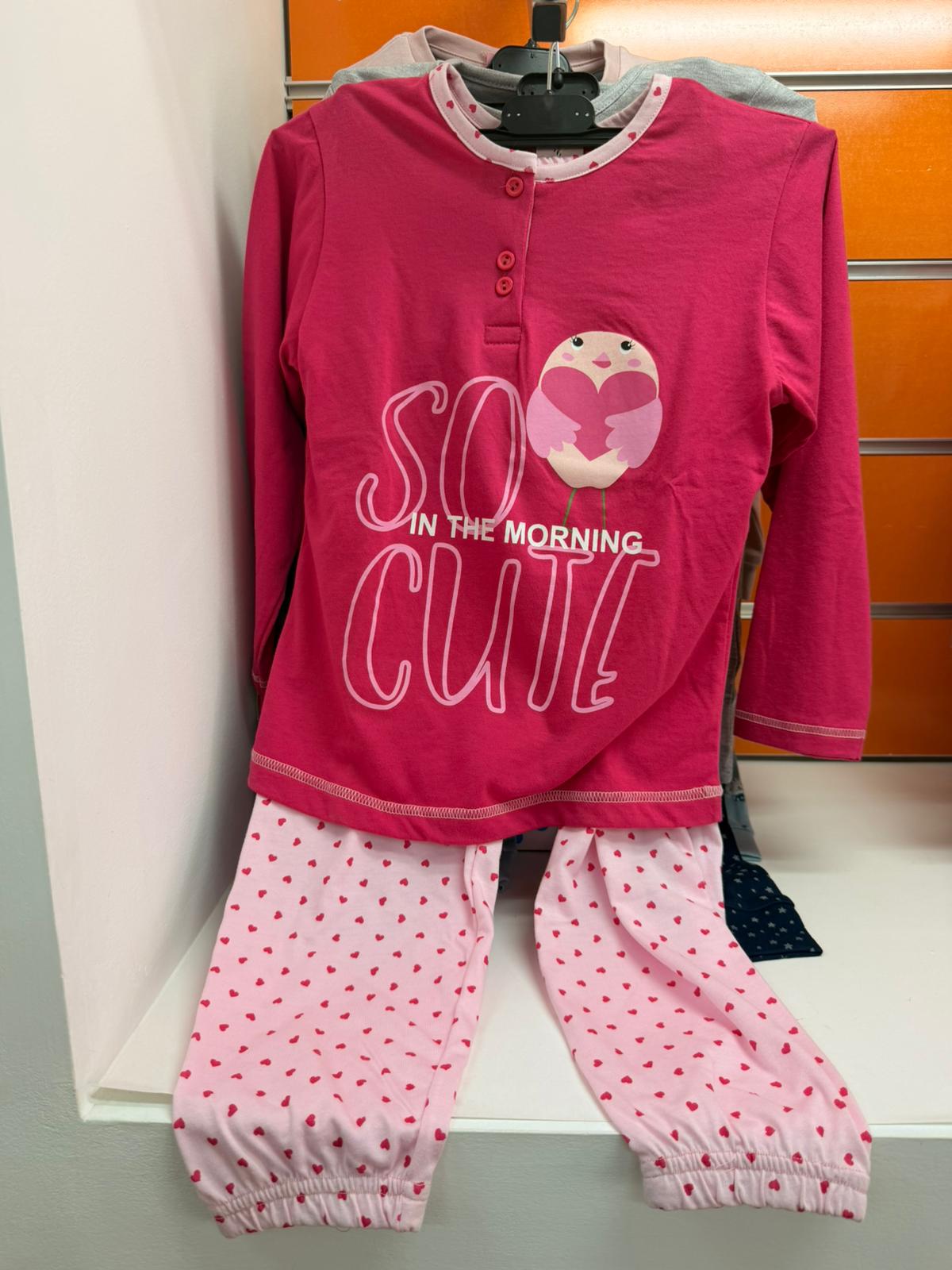 Pijama niña fucsia So Cute con pantalón rosa de corazones, talla 6 años