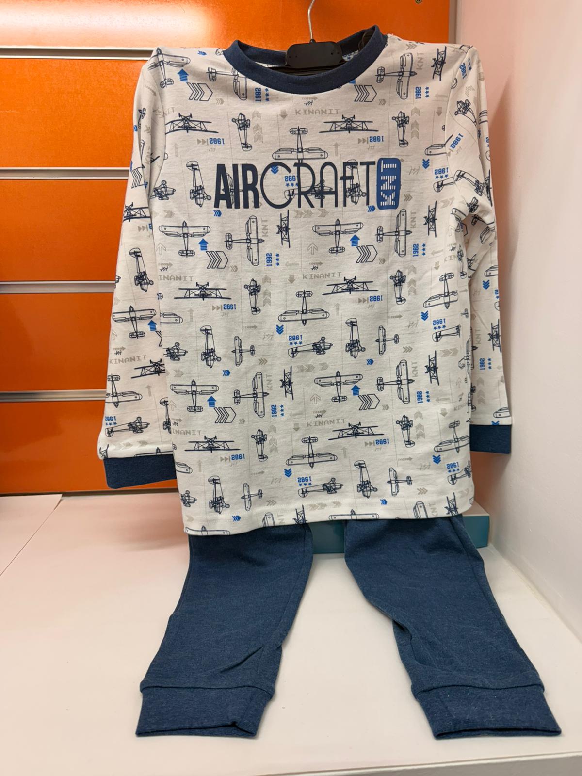 Pijama infantil Kinanit Air Craft con camiseta estampada de aviones y pantalón azul, talla 8 años