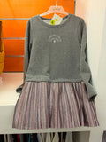 Vestido niña Losan gris con falda plisada rosa metalizada, talla 7 años