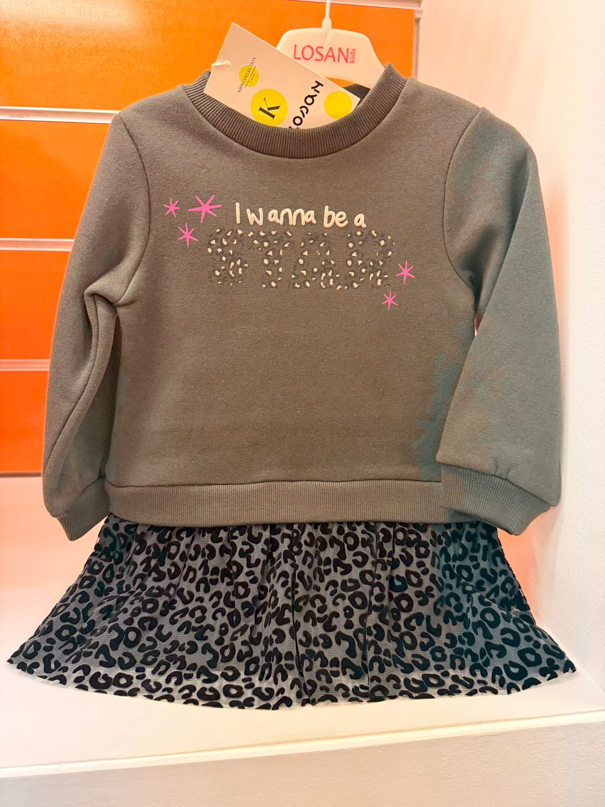Vestido sudadera niña Losan gris oscuro con falda animal print, talla 2 años